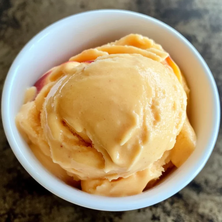 5-Minute Healthy Peach Frozen Yogurt